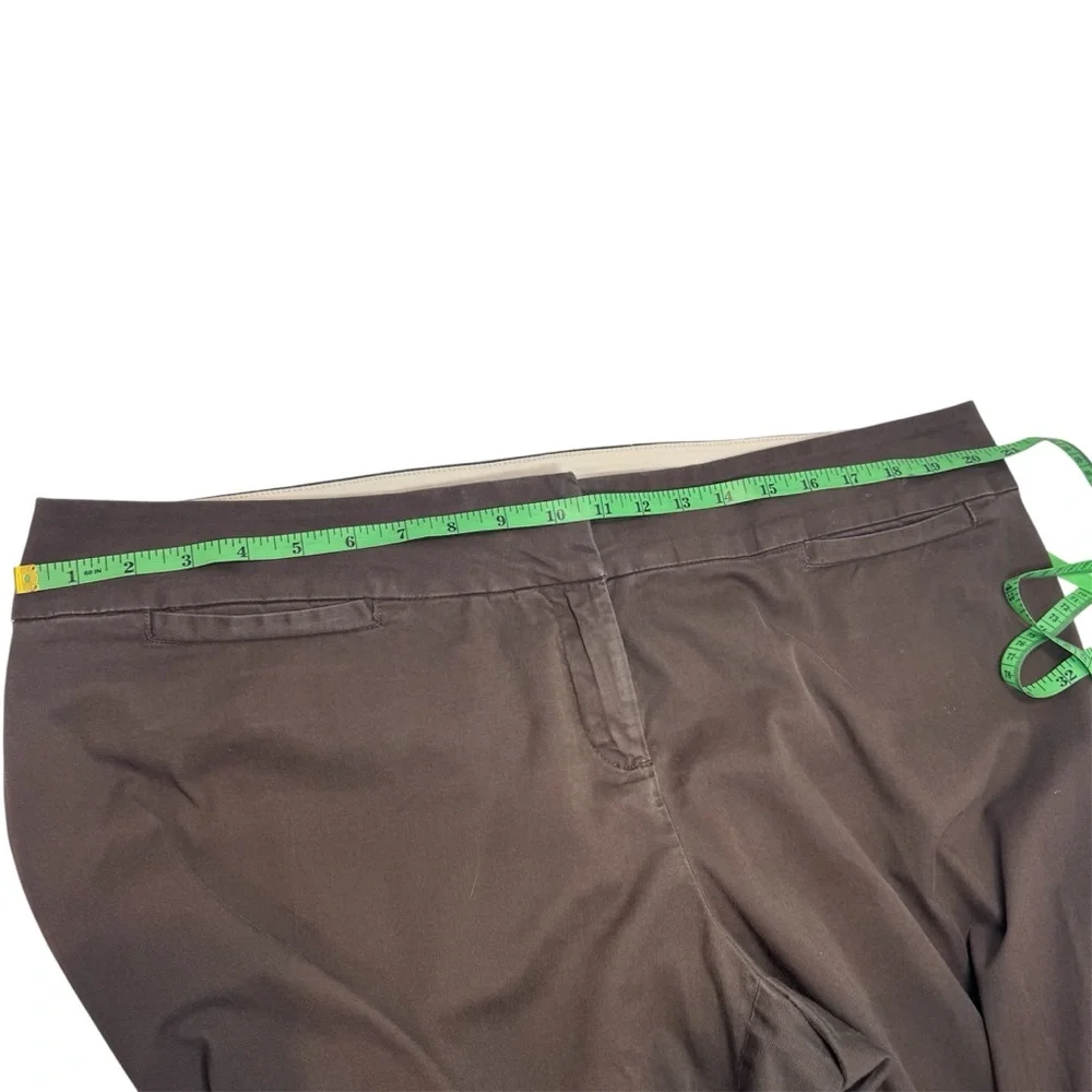 Avenue Brown Women's Capris, Size 16 - Picture 4 of 11